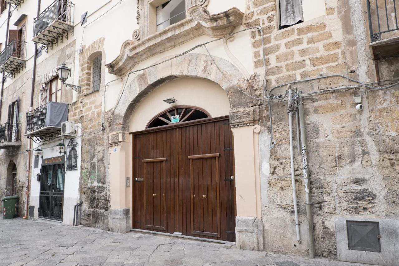 Charming House In The Historic Center Of Palermo Apartment Exterior foto